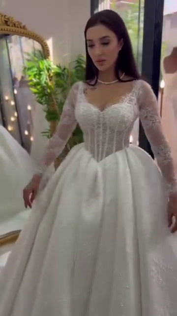 G21-024A robe de mariée princesse élégante champagne