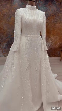 G21-047 robe de mariée fourreau ivoire
