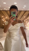 G21-093A robe de mariée princesse ornée ivoire