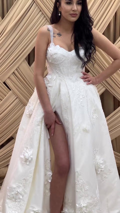 G21-101A robe de mariée princesse en dentelle perlée ivoire