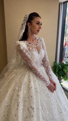 G21-106A robe de mariée princesse en dentelle perlée ivoire