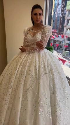 G21-110A robe de mariée princesse en dentelle perlée ivoire