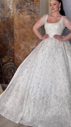 G21-120A robe de mariée princesse en dentelle perlée ivoire