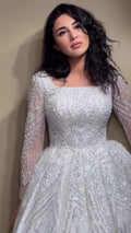G21-126A robe de mariée princesse en dentelle perlée ivoire doux