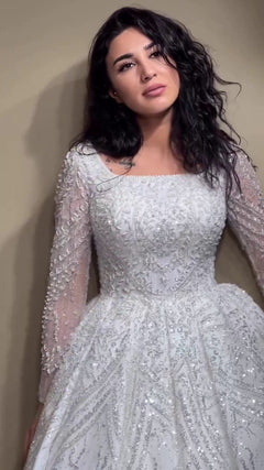 G21-126A robe de mariée princesse en dentelle perlée ivoire doux