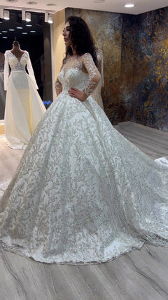 G21-135A robe de mariée princesse en dentelle perlée ivoire doux