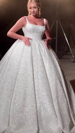 G21-136A robe de mariée princesse en dentelle perlée ivoire doux