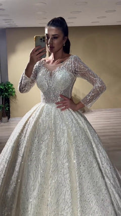 G21-137A robe de mariée princesse en dentelle perlée ivoire doux