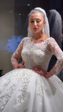 G21-138A robe de mariée princesse en dentelle perlée ivoire doux