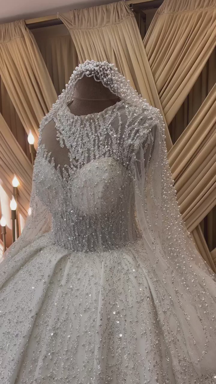 G21-097A robe de mariée princesse en dentelle perlée ivoire doux