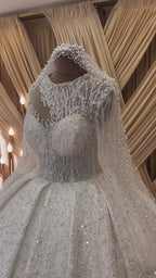 G21-097A robe de mariée princesse en dentelle perlée ivoire doux