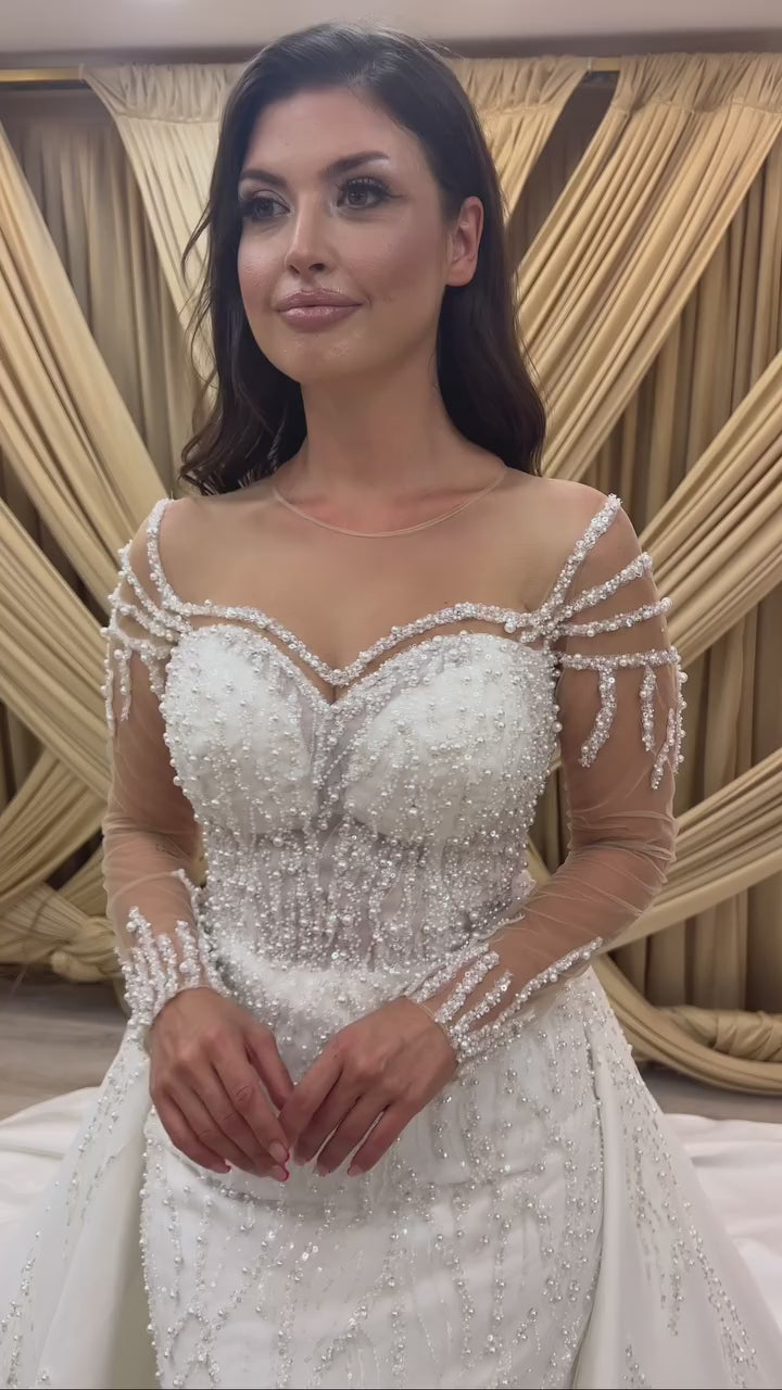G21-085A robe de mariée princesse en dentelle perlée ivoire