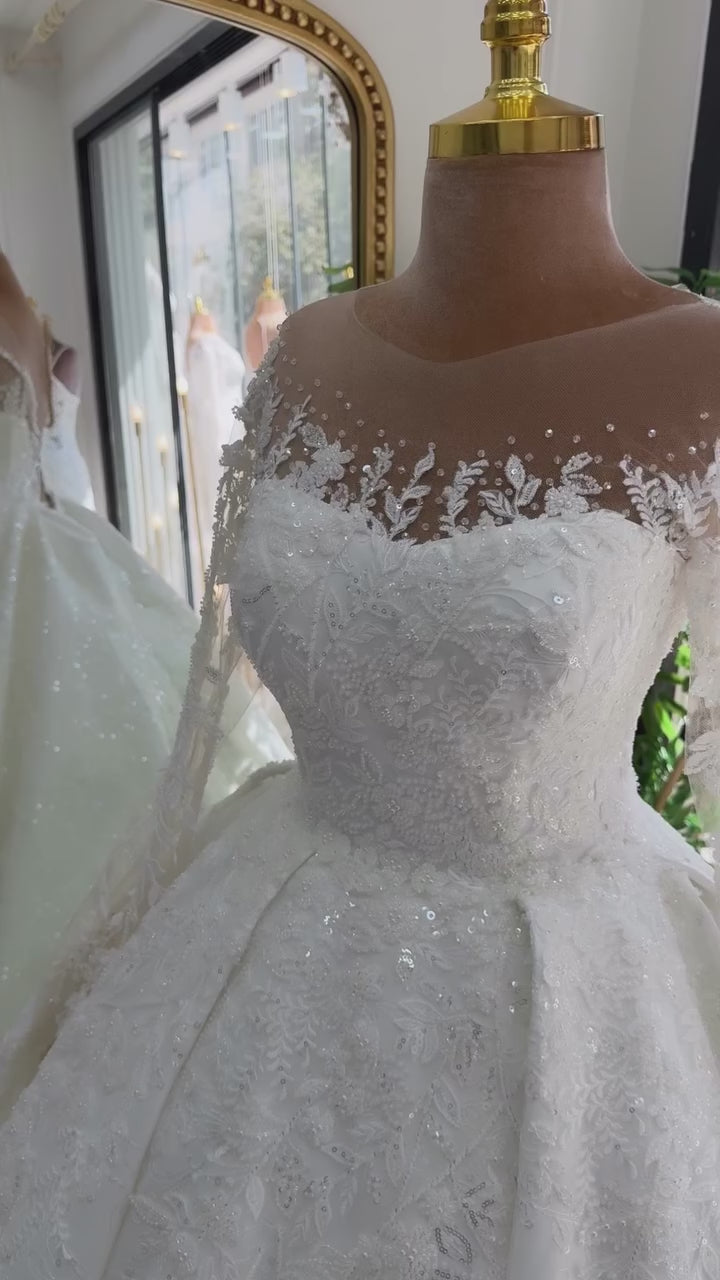 G21-042A robe de mariée princesse ornée ivoire