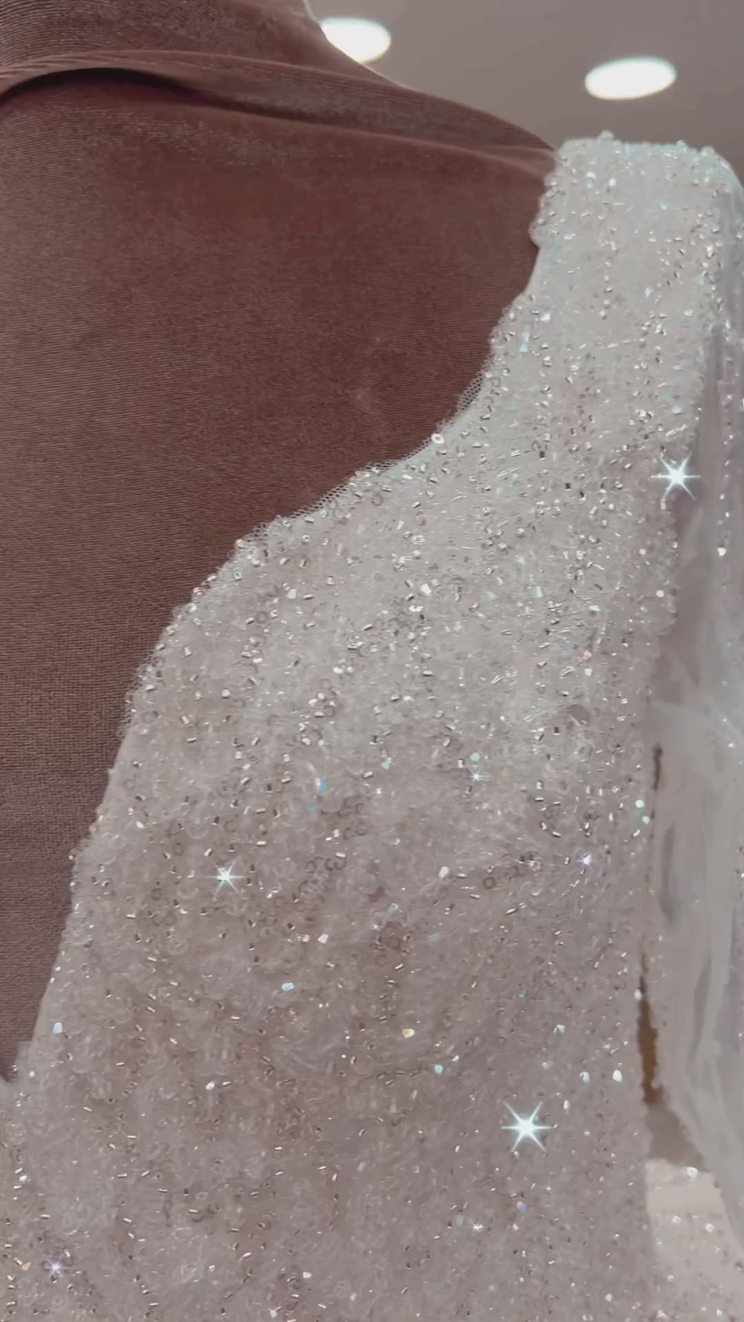 G21-134A robe de mariée princesse ornée ivoire doux