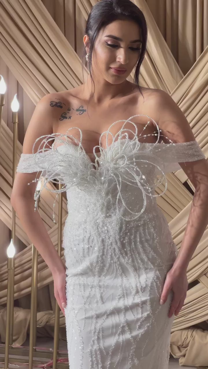 G21-112A robe de mariée princesse en dentelle perlée ivoire doux