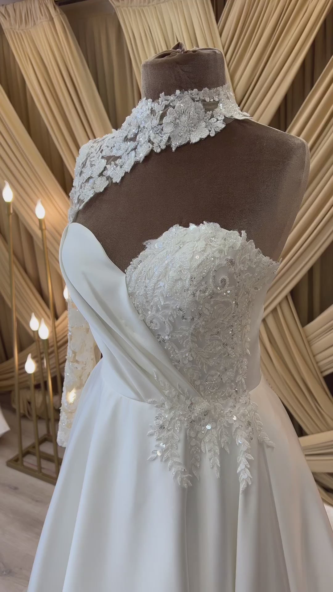 G21-098A robe de mariée princesse en dentelle perlée ivoire