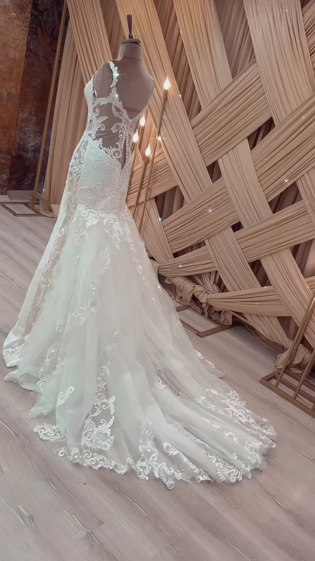 G21-120 robe de mariée sirène en dentelle ivoire avec traîne cathédrale