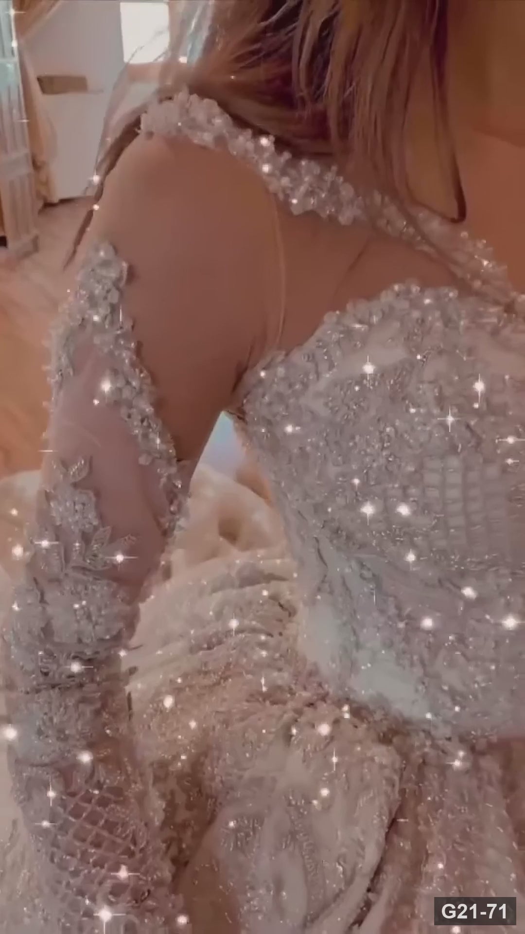 G21-071 robe de mariée coupe A en dentelle ivoire avec traîne chapelle