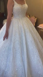 G21-117A robe de mariée princesse en dentelle perlée ivoire doux