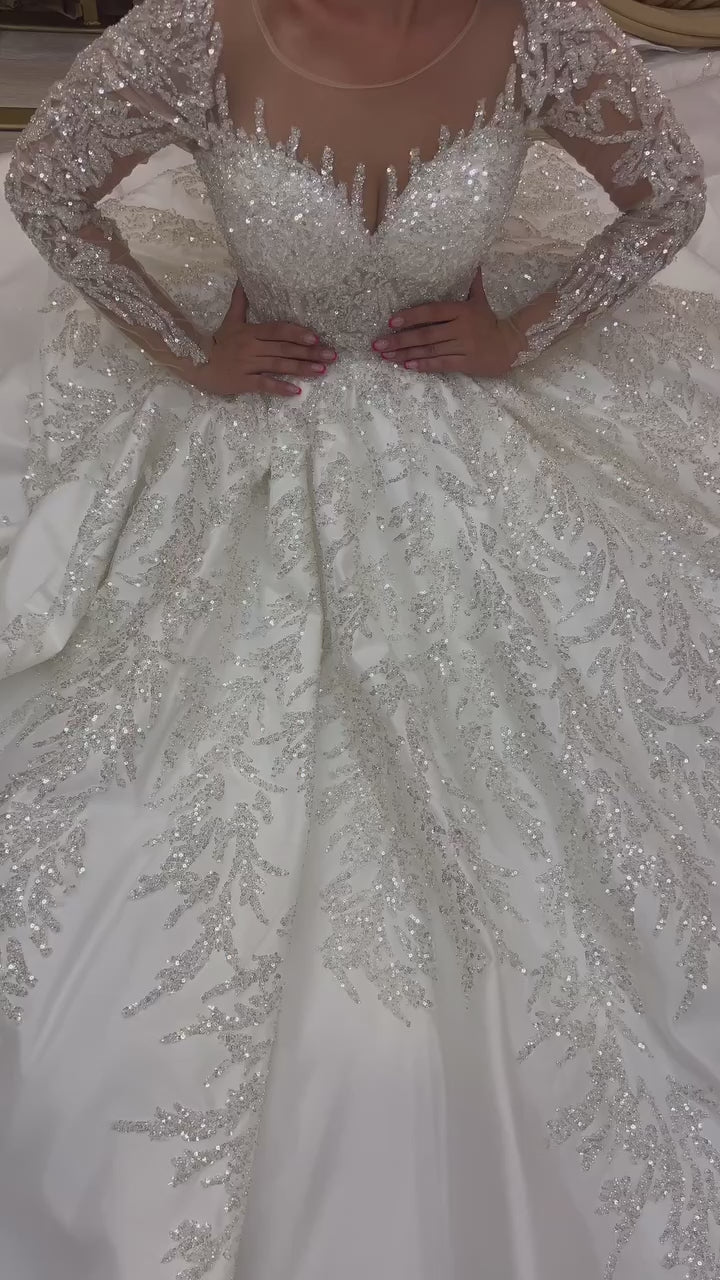 G21-089A robe de mariée princesse ornée ivoire doux